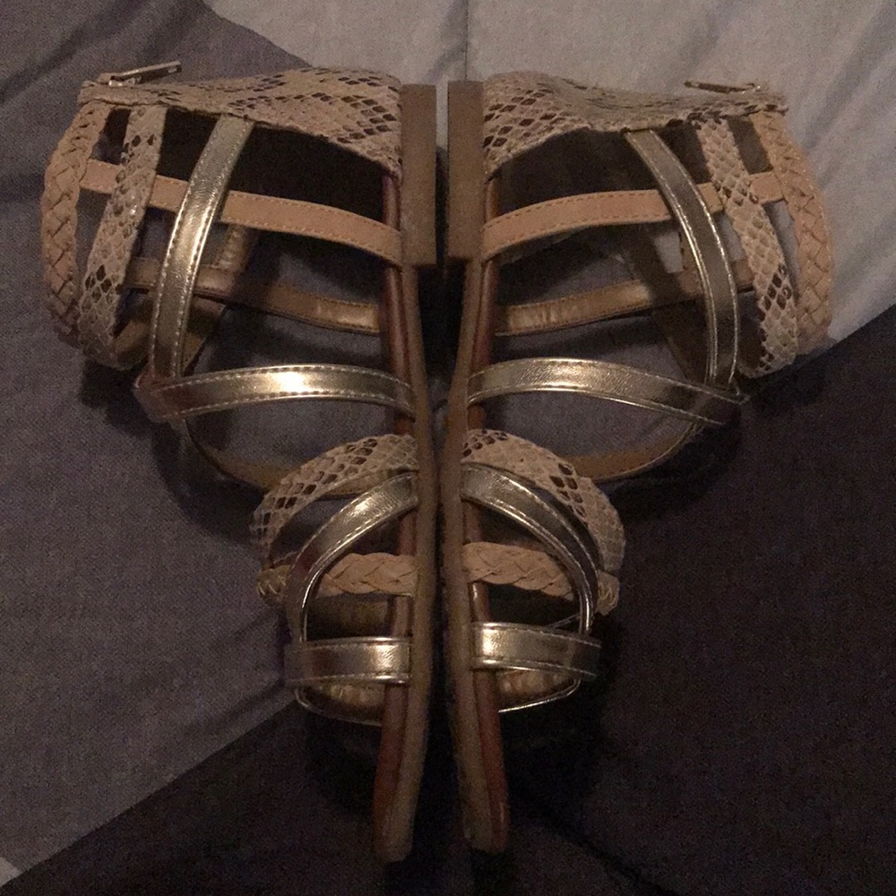 So Gladiator Sandals with Original Box - Picture 3 of 8